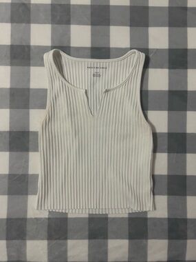 American Eagle Outfitters White Ribbed Notch-Neck Tank